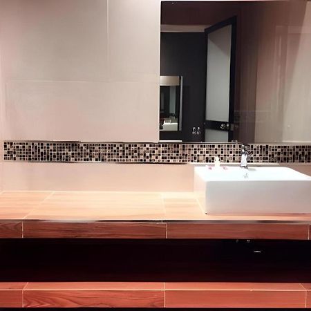 Melodi Hotel Dannok Sadao Екстериор снимка